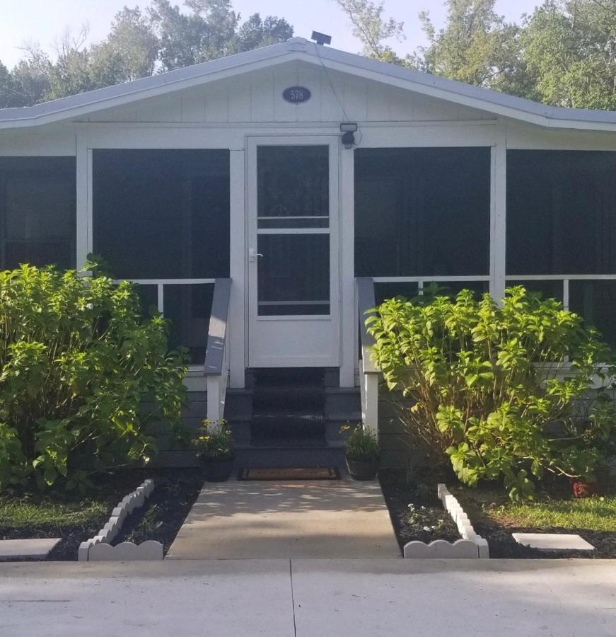 The Queenesta Seabrook Exterior photo